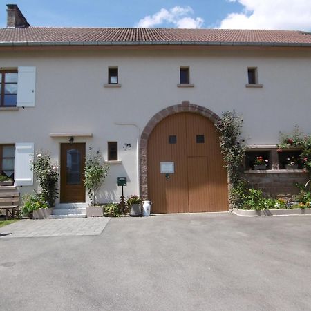 Chez Catherine Et Roger Brouvelieures Экстерьер фото
